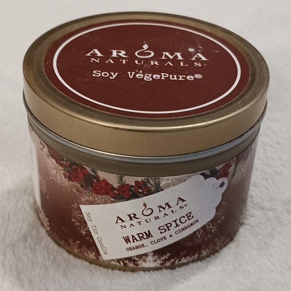 NWT!! AROMA NATURALS 2.8oz Candle - Picture 3 of 5